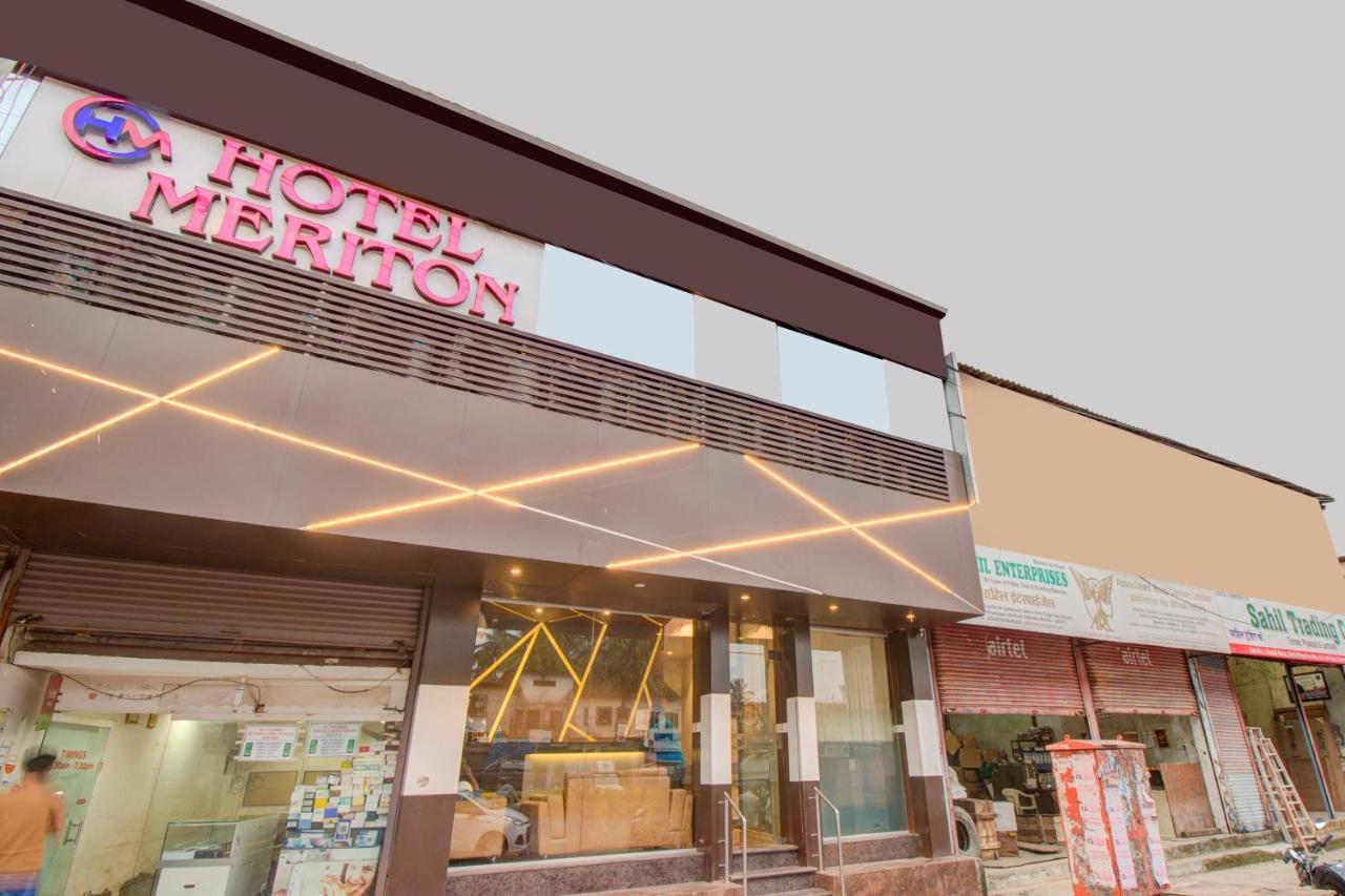 Oyo 76180 Hotel Meriton Bombaj Zewnętrze zdjęcie